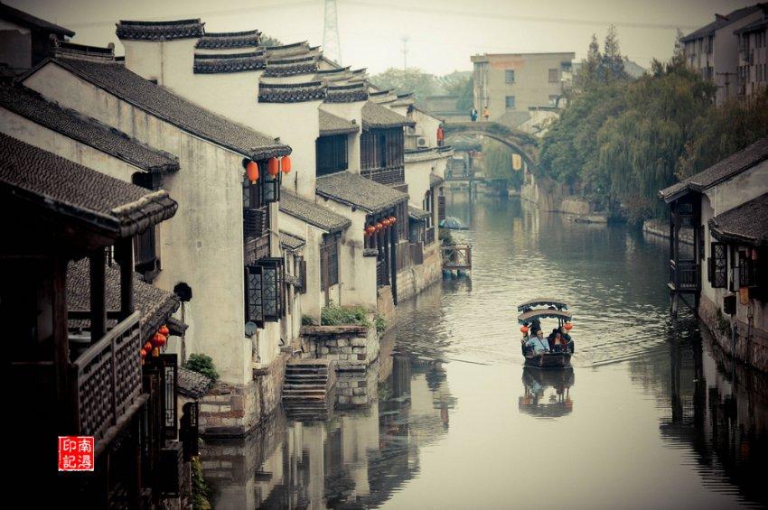 烤出来的蛋糕胚可以放冰箱里面降温吗?游戏画面